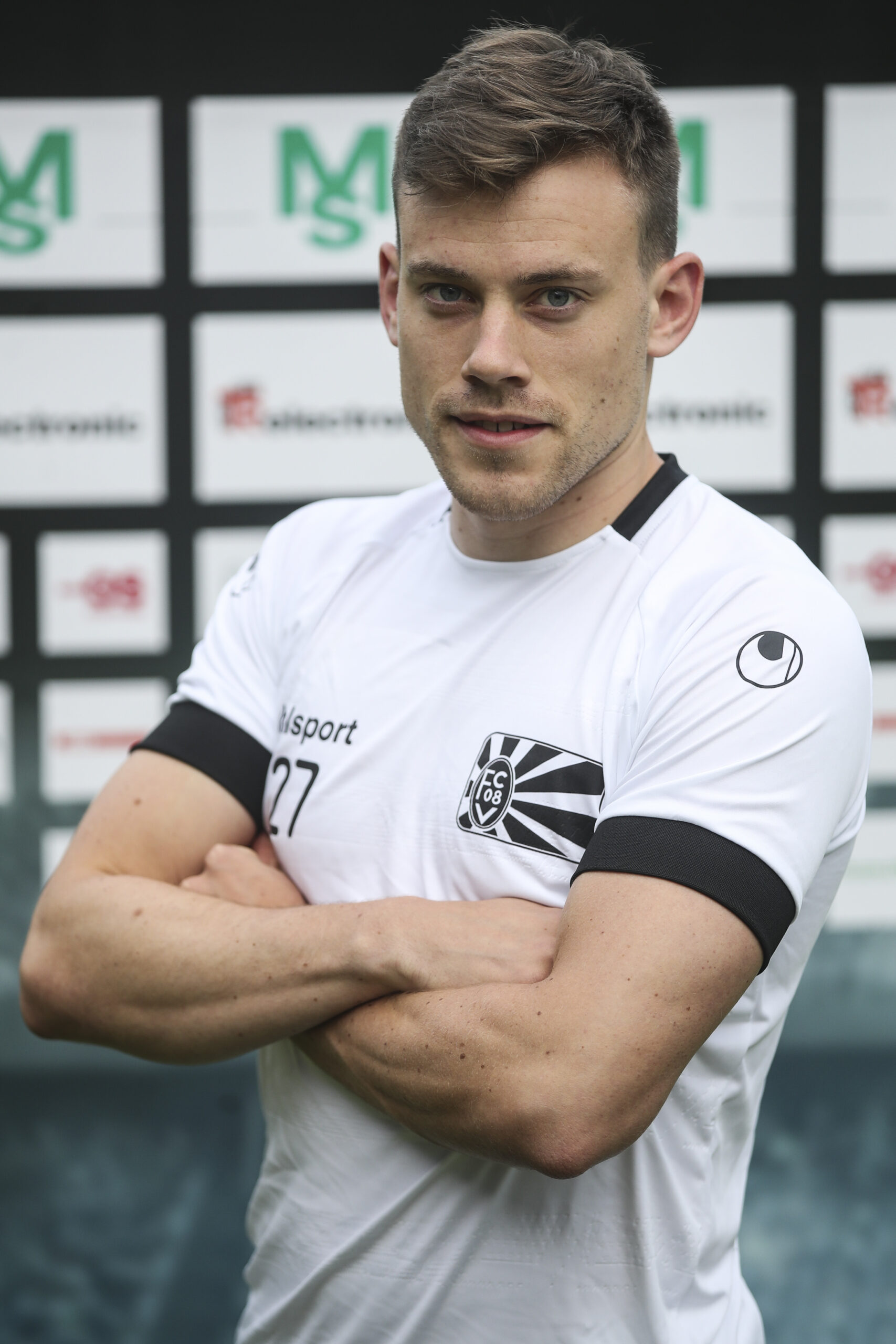 27_Jannik Beha_Abwehr